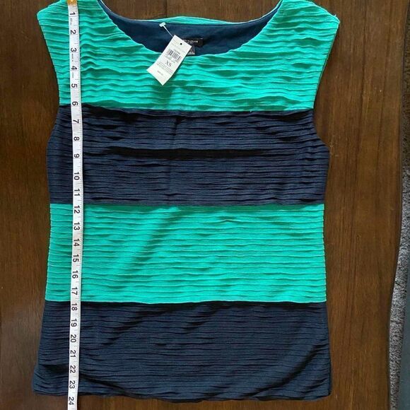NWT ANN TAYLOR Pleated top with colorblock stripes size XS	| - Picture 2 of 9